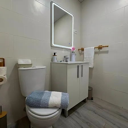 Refugio Del Madrono Estudio Moderno En * Malaga